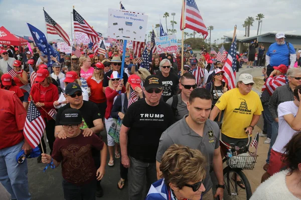 President Donald Trump Huntington Beach Maart 2017 Make America Great — Stockfoto