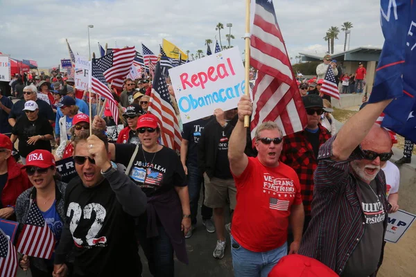 Prezydent Donald Trump Huntington Beach Marca 2017 Make America Great — Zdjęcie stockowe