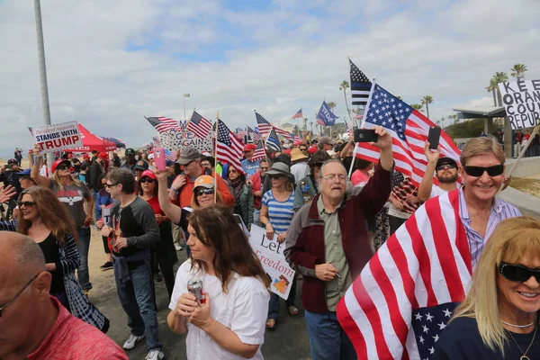 Presidente Donald Trump Huntington Beach Março 2017 Make America Great — Fotografia de Stock