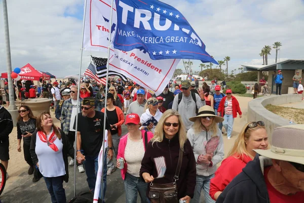 Prezident Donald Trump Huntington Beach Března 2017 Amerika Opět Pochodu — Stock fotografie