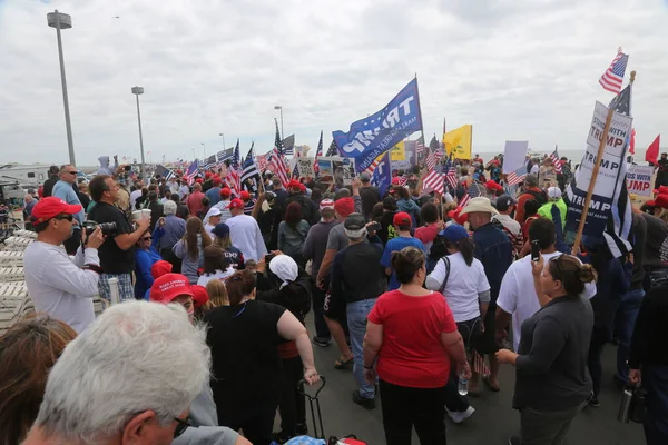 Presidente Donald Trump Huntington Beach Marzo 2017 Hacer Que Estados —  Fotos de Stock