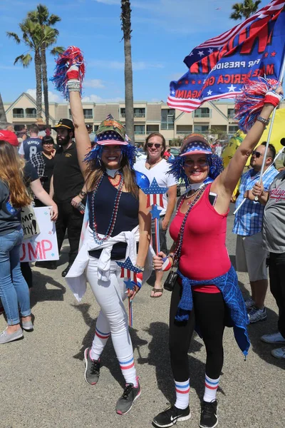 Huntington Beach March 2017 Make America Great Again March Thousand — Stock Photo, Image