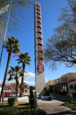 Baker, California / 3-15-2018: The World's Tallest Thermometer is a landmark located in Baker, California, USA. It is an electric sign that commemorates the record 134 degrees Fahrenheit in 1913.
