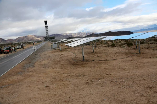 Solar Farm California Nevada Desert Solar Panels Turn Sunlight Electricity — Foto de Stock