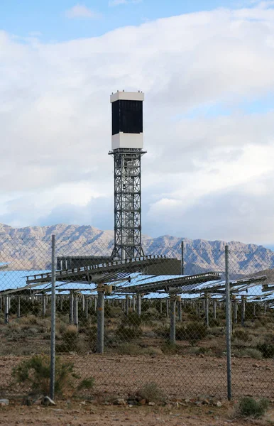 Solar Farm California Nevada Desert Solar Panels Turn Sunlight Electricity — Stok fotoğraf