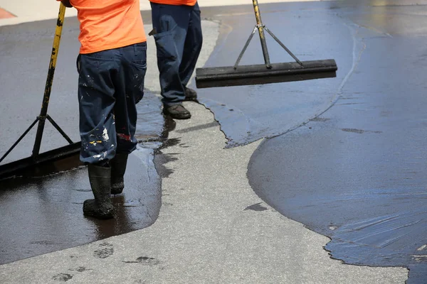 Private Drive Way Street Rehabilitation Slurry Seal Project Finished Crews — Stockfoto