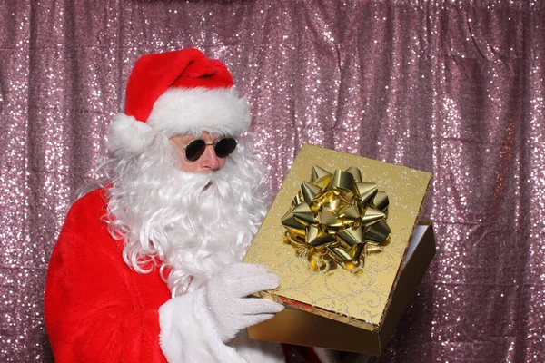 Santa Claus Golden Christmas Gift Gold Bow Santa Photo Booth — Foto de Stock