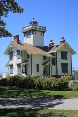 San Pedro, California, ABD - 8-27-2021 Point Fermin Deniz Feneri. 1874 'te inşa edilmiş. Deniz feneri San Pedro, Kaliforniya 'daki ilk seyir ışığıydı..