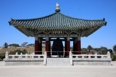 27 Ağustos 2021 San Pedro, Kaliforniya: Melek Kapısı Park, San Pedro, Kaliforniya 'da Kore Dostluk Çanı.