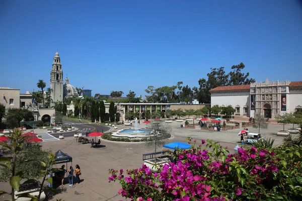 2021年8月27日カリフォルニア州サンディエゴ市 サンディエゴ市内の建物と土地の標識 — ストック写真