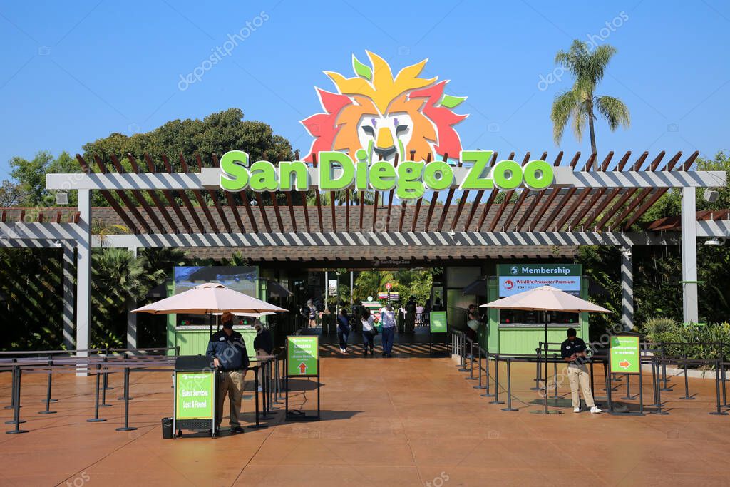 8-27-2021 San Diego, California: San Diego Zoo Entrance. Entrance and Sign to the San Diego Zoo.