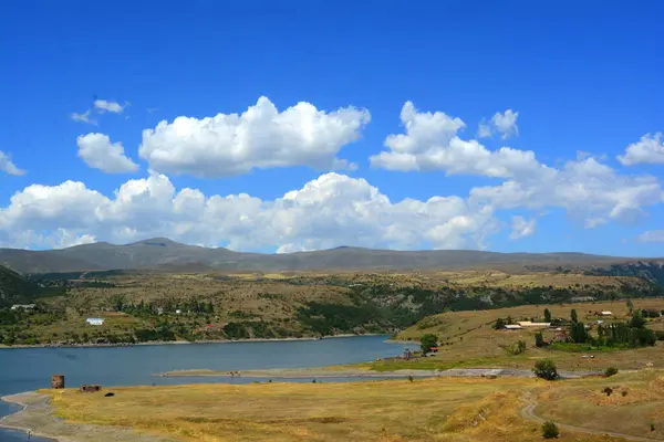 Arménie Vysokohorská Přehrada Kechut Velmi Krásné Místo Pro Turisty Podzim — Stock fotografie
