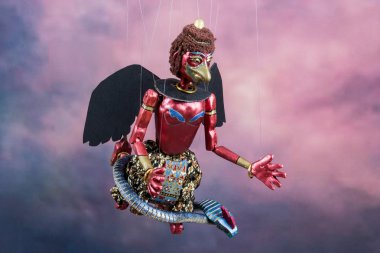 Garuda ve Naga geleneksel Tay dize kukla
