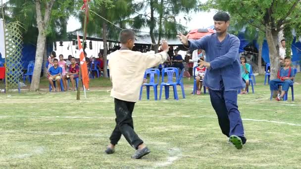 Kungfu combattimento in SuratThani Thailandia — Video Stock