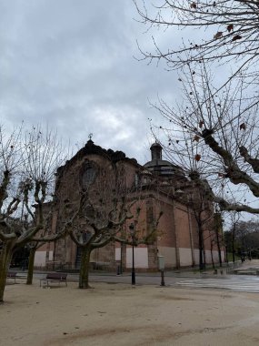 Kudüs 'ün en ünlü simgesi olan şehrin merkezindeki kutsal mezarlığın katedrali.