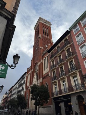 Madrid, İspanya - 23 Ocak, 2 0 0: 0: 00 Madrid Kilisesi manzarası