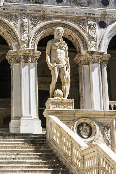 Statua di Nettuno — Foto Stock