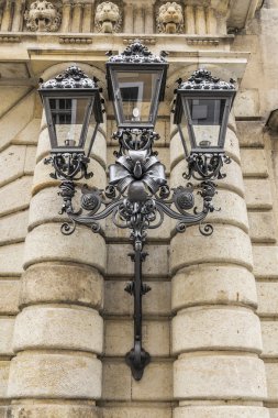 Dekoratif dökme demir lamba