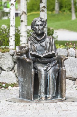 Yazar Astrid Lindgren anıt