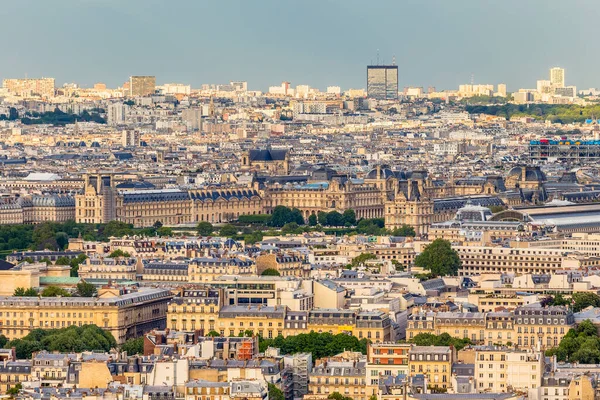 Париж Франция Мая 2016 Вид Эйфелевой Башни Улицы Парижа Лувра — стоковое фото