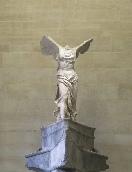 Paris France Mayıs 2016 Nike Samothrace Antik Yunan Mermer Tanrıça — Stok fotoğraf