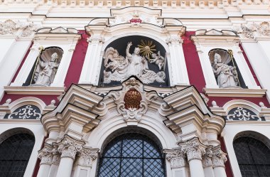 sürekli yardım our lady Kilisesi, cephe detay