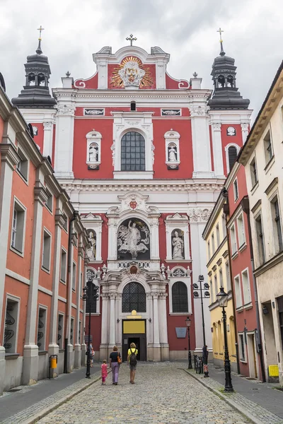 Kirche der Gottesmutter der immerwährenden Hilfe und der hl. Maria Magdalena — Stockfoto