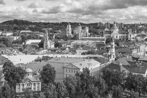 Zwart-wit weergave van het oude Vilnius — Stockfoto