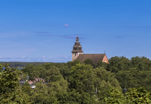 Landskap med Nådendals kyrka — Stockfoto