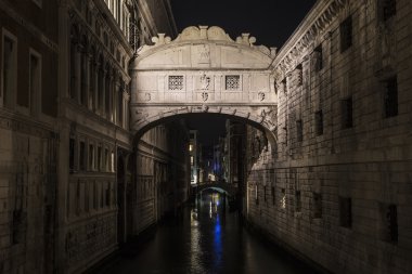 Bridge of sighs geceleri