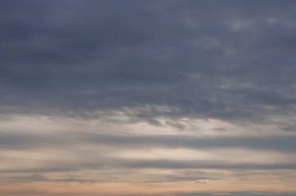 Céu nublado no outono — Fotografia de Stock