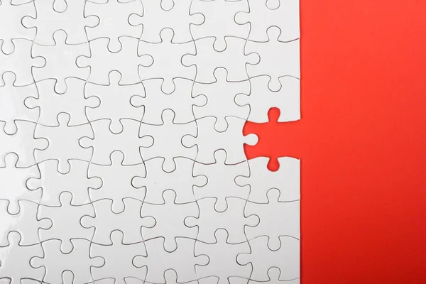 Hiányzó jigsaw puzzle-darabokat. Üzleti koncepció. Compliting utolsó feladat — Stock Fotó