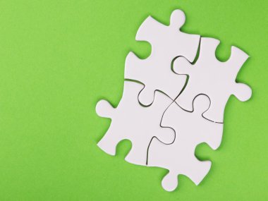 Eksik yapboz parçaları. İş kavramı. Compliting son görev