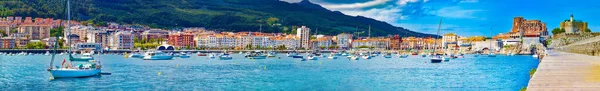 Fiskeläge Och Båtbrygga Natursköna Kustområden Turism Spanien Kuststäder Spanien Castro — Stockfoto