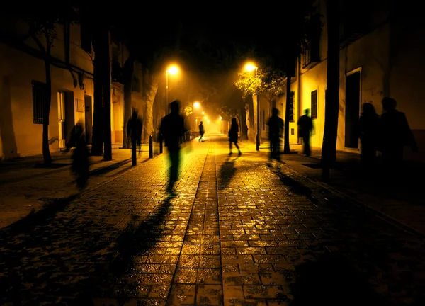 Calle de la ciudad por la noche — Foto de Stock