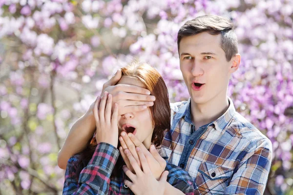 Ung lycklig kärlek — Stockfoto