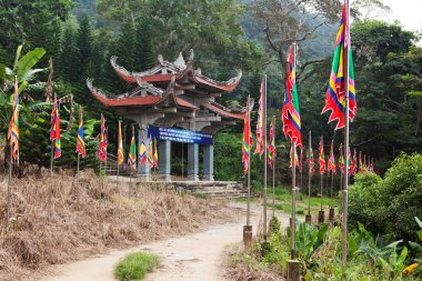 pagoda için ana giriş kapısı. Vietnam.