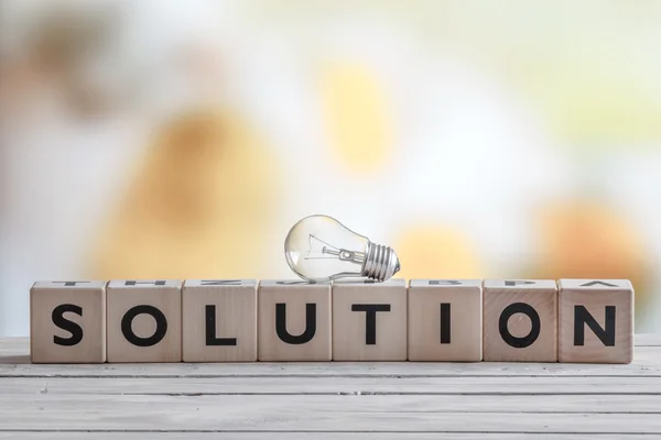 Bir çözüm işaret ampul