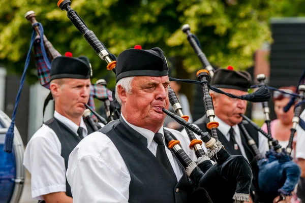 スコットランドのバグパイプの楽団パレード — ストック写真