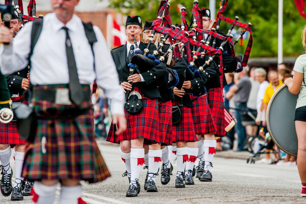 Шотландский парад волынщиков
