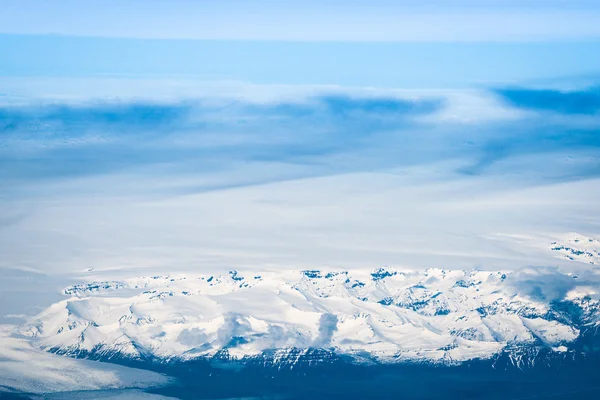 Hó a hegyekben, Izland — Stock Fotó