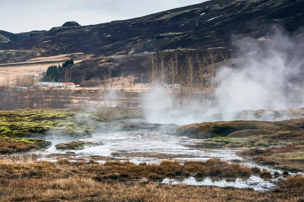 Geotermalna Bagno w islandzkiej przyrody — Zdjęcie stockowe