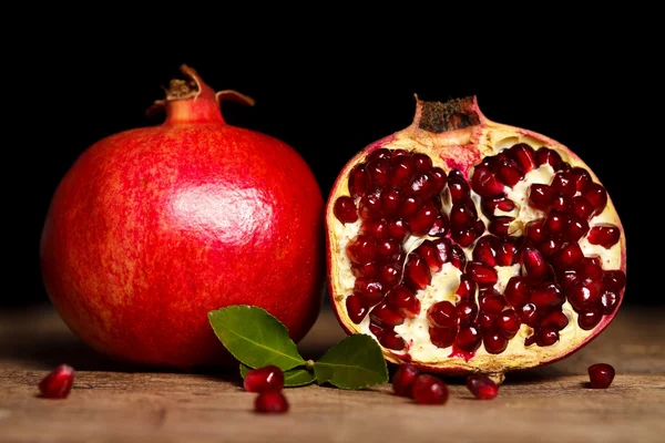 Pomegranates side by side — Stock Photo, Image