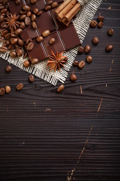 Chocolate with coffee and spices — Stock Photo, Image