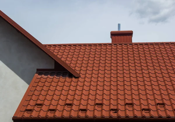 Techo Casa Que Utilizan Materiales Modernos Para Techos —  Fotos de Stock