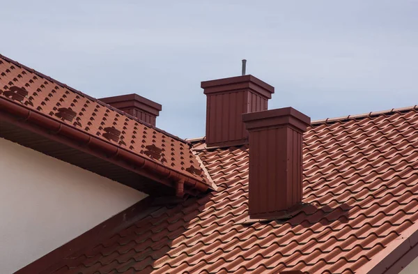 Techo Casa Que Utilizan Materiales Modernos Para Techos — Foto de Stock