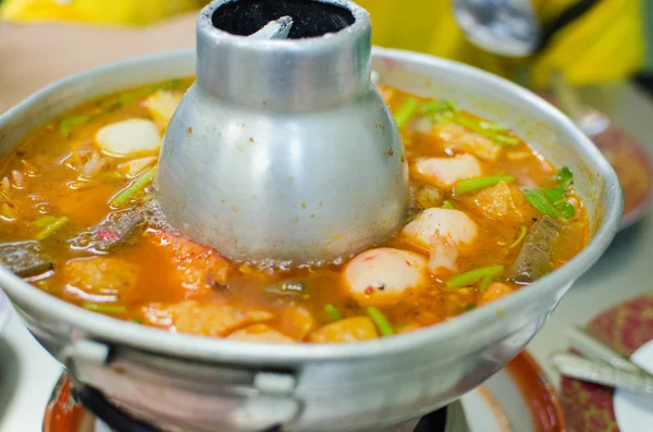 Thai scharfe und würzige Suppe Meeresfrüchte — Stockfoto