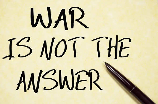 War is not the answer — Stock Photo, Image