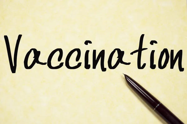 Εμβολιασμού λέξη γράφουν σε χαρτί — Φωτογραφία Αρχείου