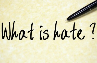 nefret soru yazma kağıt üzerinde nedir 